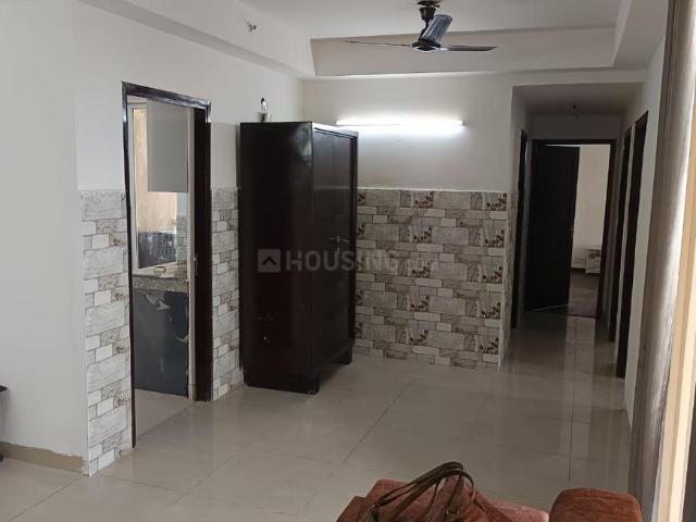 3 BHK Apartment in Sector 137 for rent Noida. The reference number is 19194975