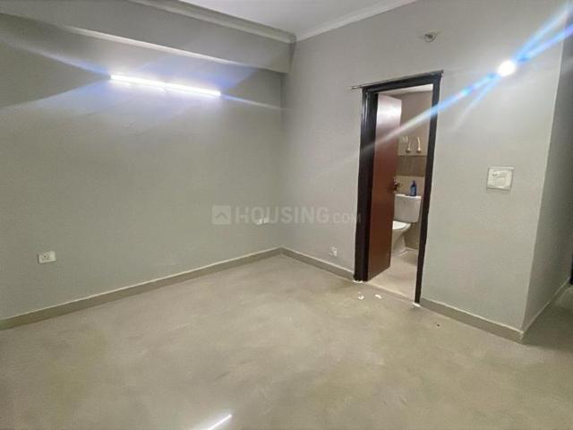 3 BHK Apartment in Sector 137 for rent Noida. The reference number is 19772400