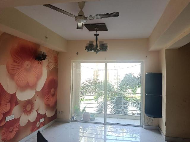 3 BHK Apartment in Sector 137 for rent Noida. The reference number is 19892113