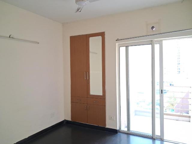 3 BHK Apartment in Sector 137 for rent Noida. The reference number is 19893381