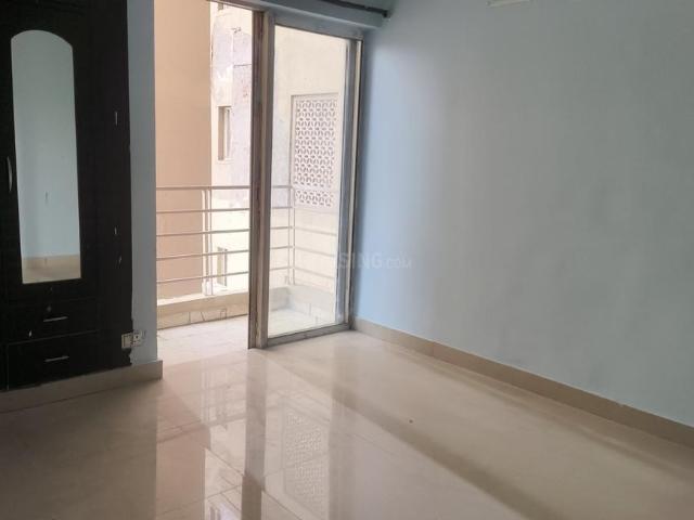 3 BHK Apartment in Sector 137 for rent Noida. The reference number is 19948618