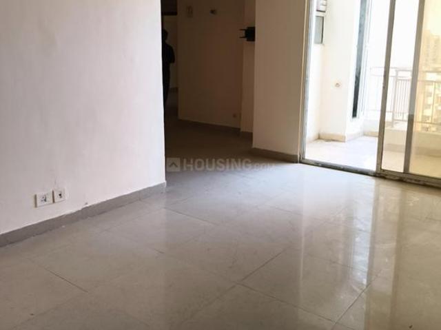 3 BHK Apartment in Sector 137 for rent Noida. The reference number is 19996163
