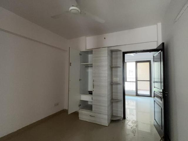 3 BHK Apartment in Sector 137 for rent Noida. The reference number is 19913847
