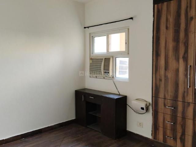3 BHK Apartment in Sector 137 for rent Noida. The reference number is 19938906