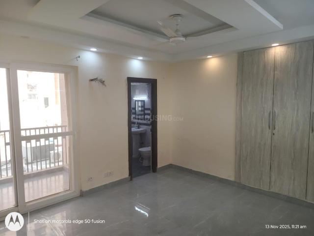 3 BHK Apartment in Sector 137 for rent Noida. The reference number is 20052466