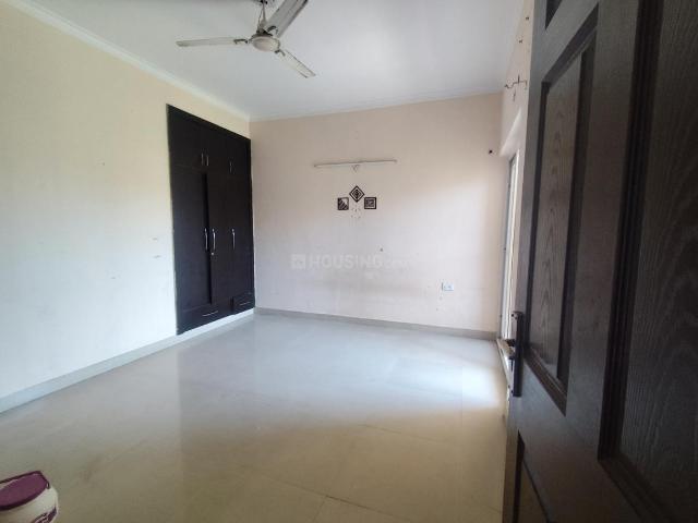 3 BHK Apartment in Sector 137 for rent Noida. The reference number is 20267365