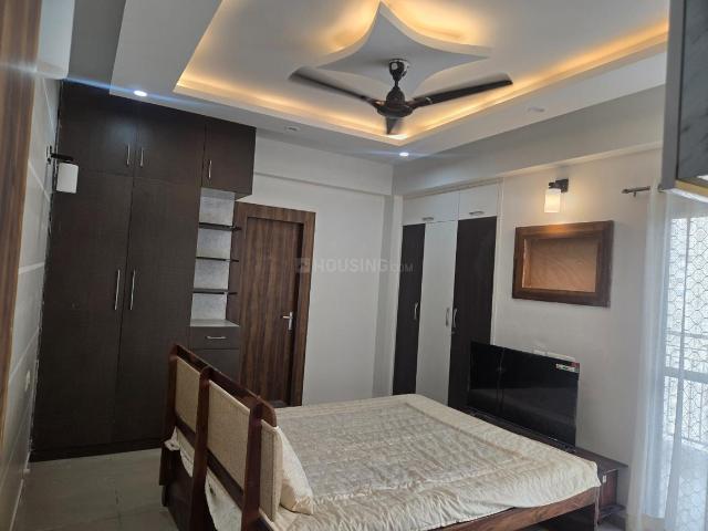 3 BHK Apartment in Sector 137 for rent Noida. The reference number is 20581094