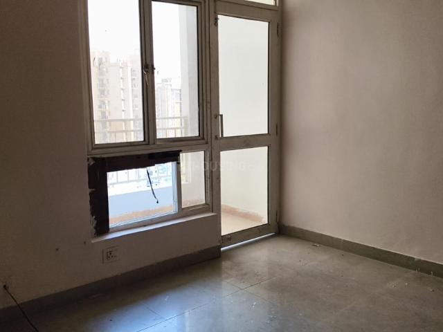 3 BHK Apartment in Sector 137 for rent Noida. The reference number is 20528480
