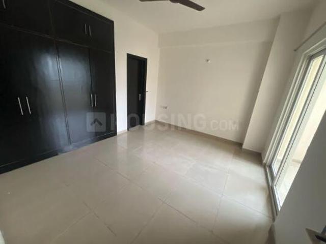 3 BHK Apartment in Sector 137 for rent Noida. The reference number is 20654748
