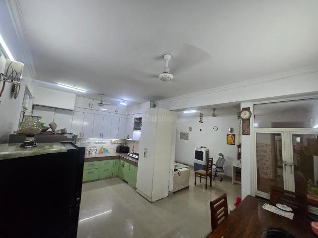 3 BHK Apartment in Sector 137 for rent Noida. The reference number is 20658319