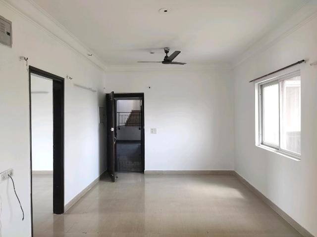 3 BHK Apartment in Sector 137 for resale Noida. The reference number is 15213518