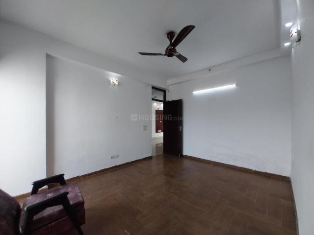 3 BHK Apartment in Sector 137 for resale Noida. The reference number is 18372523