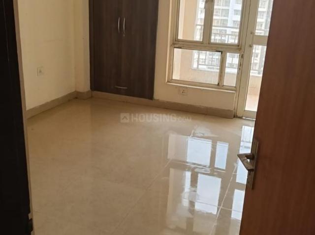 3 BHK Apartment in Sector 137 for resale Noida. The reference number is 20576179