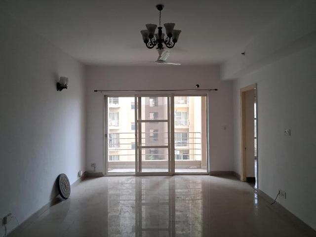 3 BHK Apartment in Sector 137 for resale Noida. The reference number is 20720159