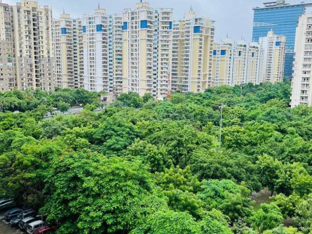 3 BHK Apartment in Sector 137 for resale Noida. The reference number is 20995426
