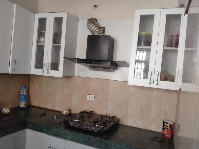 3 BHK Apartment in Sector 134 for rent Noida. The reference number is 12130308