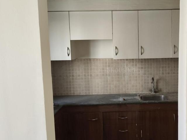 3 BHK Apartment in Sector 134 for rent Noida. The reference number is 18259894