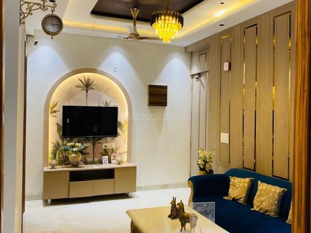 3 BHK Apartment in Sector 134 for rent Noida. The reference number is 18266194