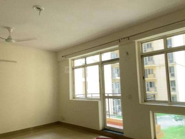 3 BHK Apartment in Sector 134 for rent Noida. The reference number is 19772418