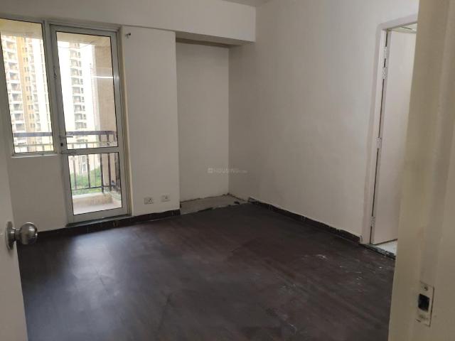 3 BHK Apartment in Sector 134 for rent Noida. The reference number is 19780361