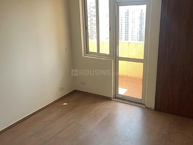 3 BHK Apartment in Sector 134 for rent Noida. The reference number is 20097996