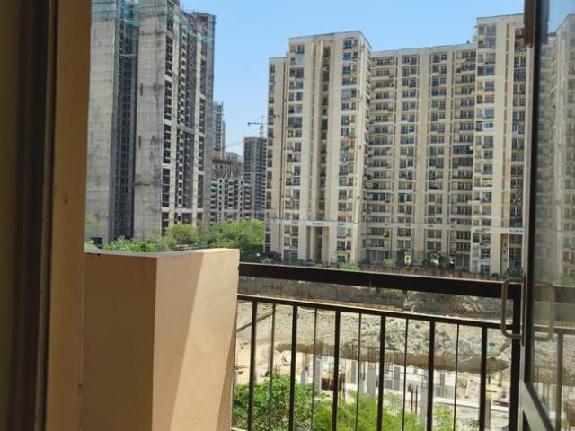 3 BHK Apartment in Sector 134 for rent Noida. The reference number is 20275711