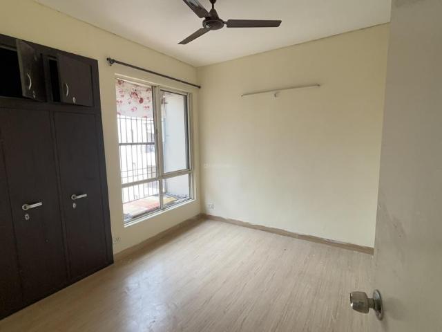 3 BHK Apartment in Sector 134 for rent Noida. The reference number is 20537404