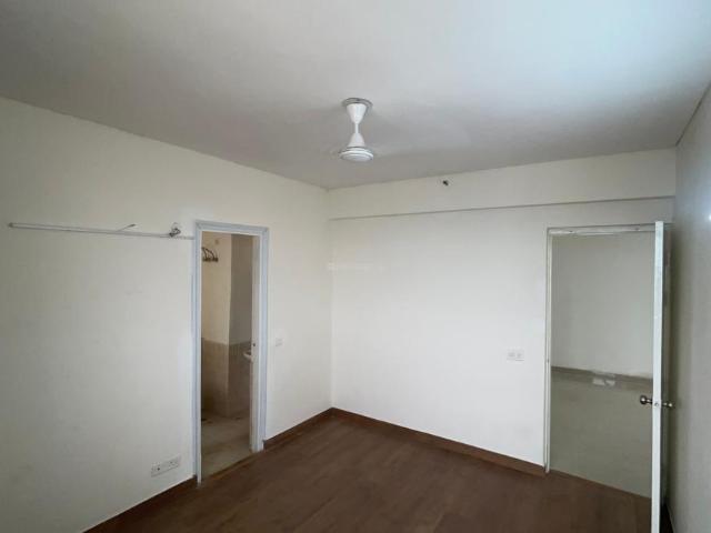 3 BHK Apartment in Sector 134 for rent Noida. The reference number is 20730239