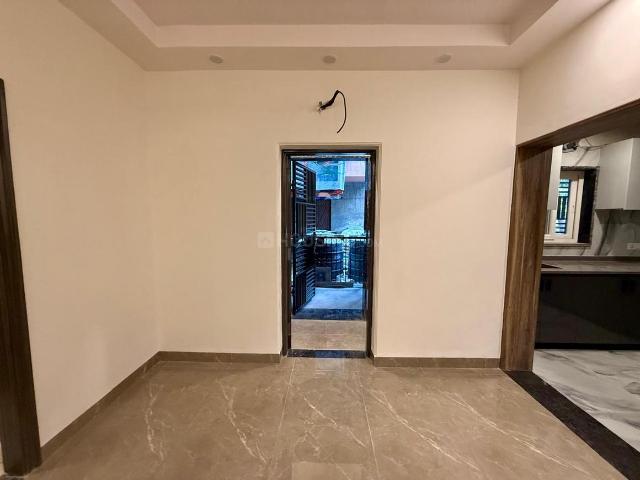 3 BHK Apartment in Sector 13 Dwarka for rent New Delhi. The reference number is 19243436