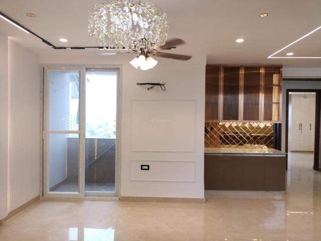 3 BHK Apartment in Sector 13 Dwarka for resale New Delhi. The reference number is 20574125