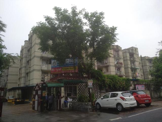 3 BHK Apartment in Sector 13 Dwarka for resale New Delhi. The reference number is 20521608