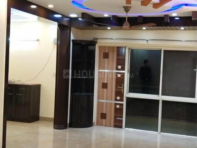 3 BHK Apartment in Sector 13 Dwarka for resale New Delhi. The reference number is 20610326