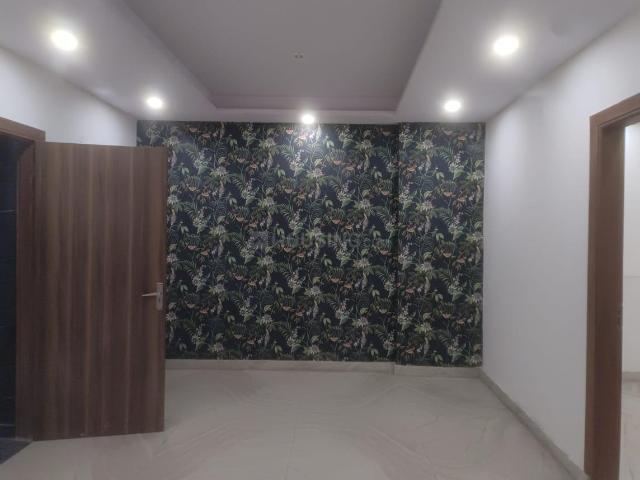 3 BHK Apartment in Sector 13 Rohini for rent New Delhi. The reference number is 18992576