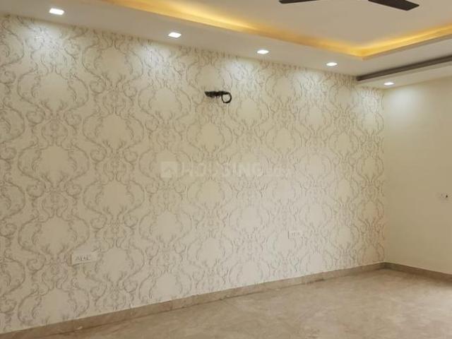 3 BHK Apartment in Sector 13 Rohini for resale New Delhi. The reference number is 20309216