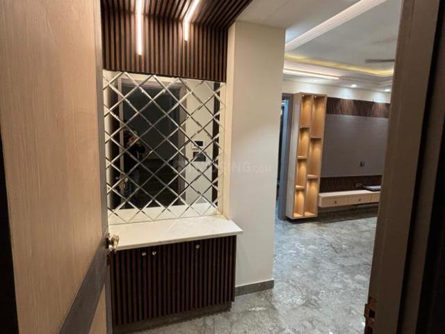 3 BHK Apartment in Sector 24 Rohini for resale New Delhi. The reference number is 16263768