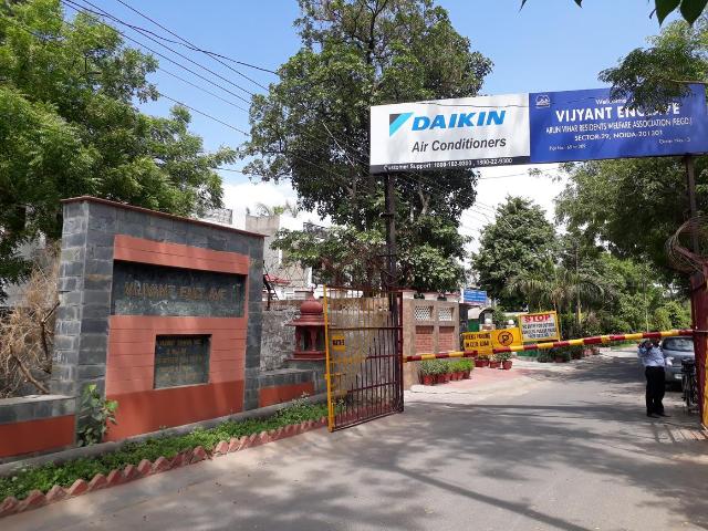 3 BHK Apartment in Sector 29 for resale Noida. The reference number is 20519844