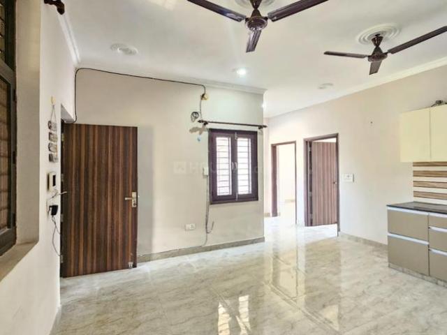 3 BHK Apartment in Sector 21 for rent Gurgaon. The reference number is 19916176