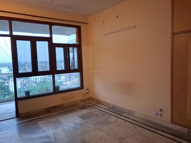 3 BHK Apartment in Sector 21C for rent Faridabad. The reference number is 20706066