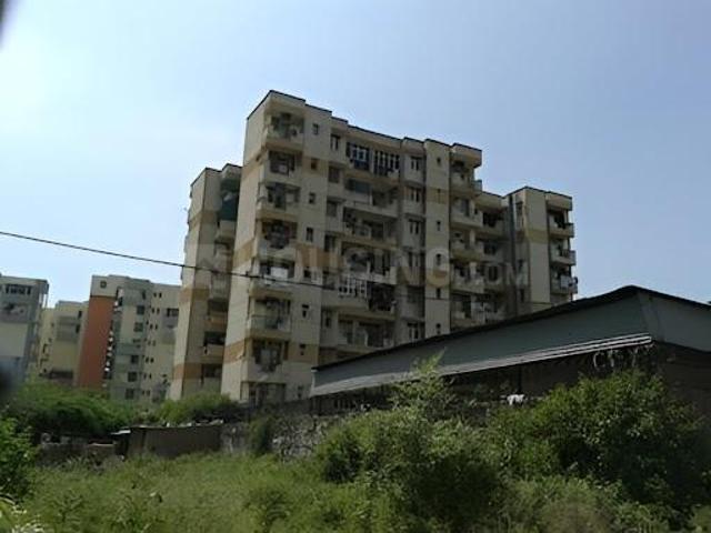 3 BHK Apartment in Sector 21C for resale Faridabad. The reference number is 21010671