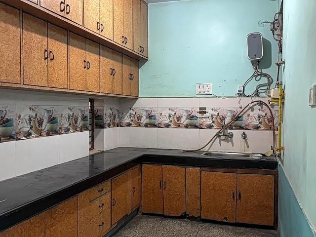3 BHK Apartment in Sector 22 Dwarka for rent New Delhi. The reference number is 17459290