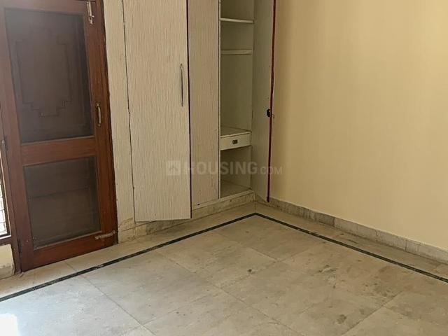 3 BHK Apartment in Sector 22 Dwarka for rent New Delhi. The reference number is 17499340