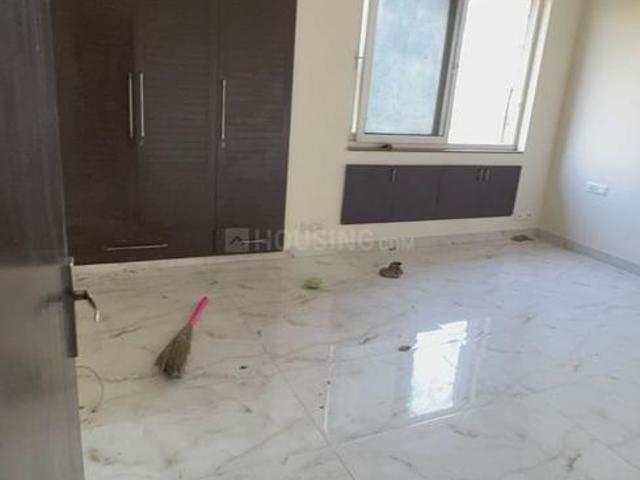 3 BHK Apartment in Sector 22 Dwarka for rent New Delhi. The reference number is 17072249