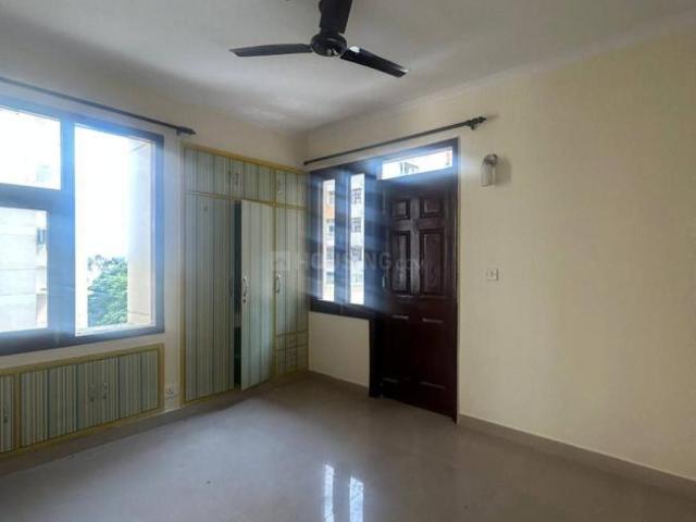 3 BHK Apartment in Sector 22 Dwarka for rent New Delhi. The reference number is 18809319