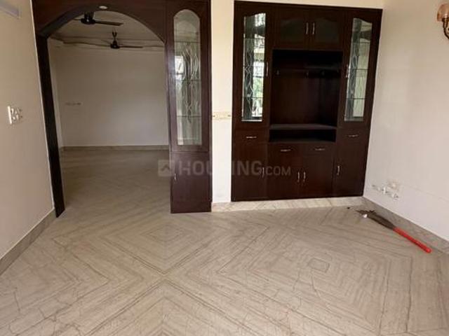 3 BHK Apartment in Sector 22 Dwarka for rent New Delhi. The reference number is 20403721