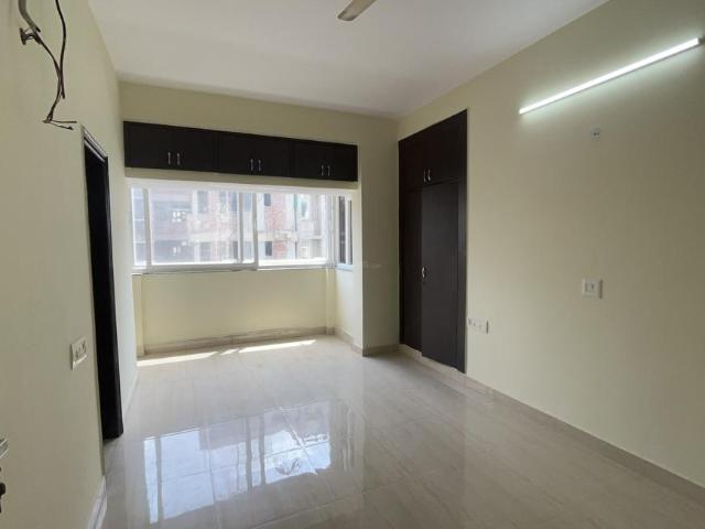 3 BHK Apartment in Sector 22 Dwarka for rent New Delhi. The reference number is 20413626