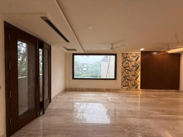 3 BHK Apartment in Sector 22 Dwarka for rent New Delhi. The reference number is 20501464