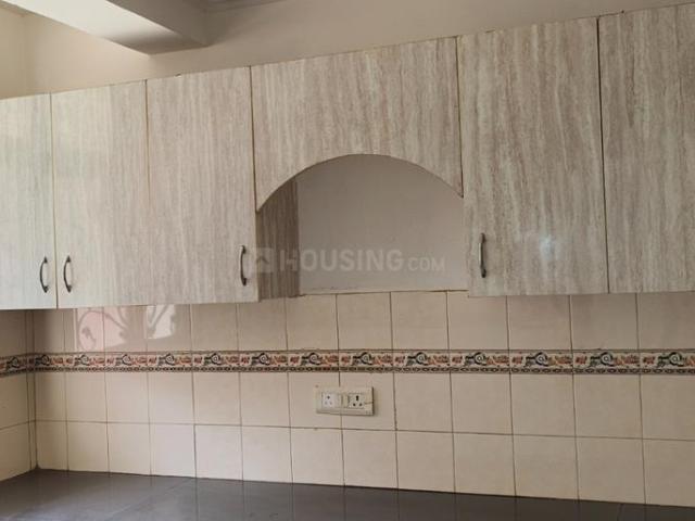 3 BHK Apartment in Sector 22 Dwarka for rent New Delhi. The reference number is 20703868