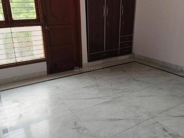 3 BHK Apartment in Sector 22 Dwarka for rent New Delhi. The reference number is 20776499