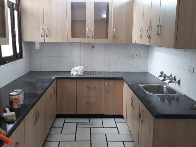 3 BHK Apartment in Sector 22 Dwarka for resale New Delhi. The reference number is 7481775