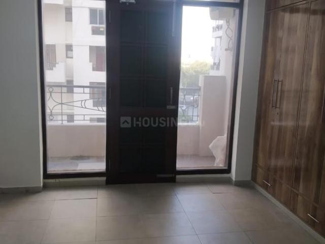 3 BHK Apartment in Sector 22 Dwarka for resale New Delhi. The reference number is 19456409